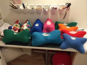 Hunde mögen Relaxkissen als Kopfstütze oder Kuschelkissen auch gern